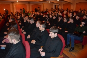 29 листопада 2016 р. Студенти ВПБА під час презентації книги. Світлина з сайту vpba.org.
