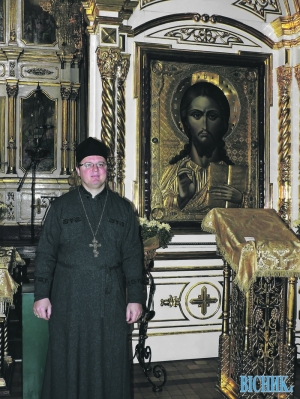 Священик Євген Маласпіна